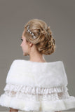 Elegante Faux Fur &amp; Lace Wedding Wrap Cuentas con MPJ140915