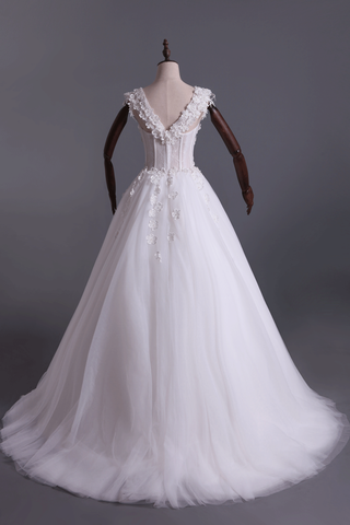 2024 vestidos de boda del hombro con flores hechas a mano y tren capilla