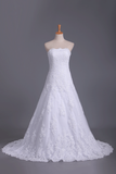 2024 vestidos de boda sin tirantes de tul con apliques de tren capilla