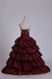 2024 vestido de bola del amor vestidos de quinceañera tafetán con bordado Burdeos / Castaño