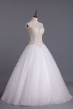 2024 vestidos de boda A-Line Novia See Through Tul Con Perlas atan para arriba la longitud del piso